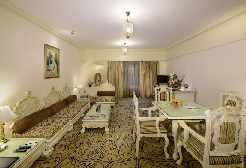 سوییت, Pride Hotel Pune