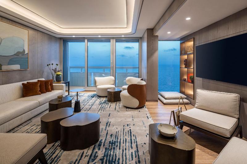 Номер Клуб Вид на Море, Sheraton Grand Tel Aviv