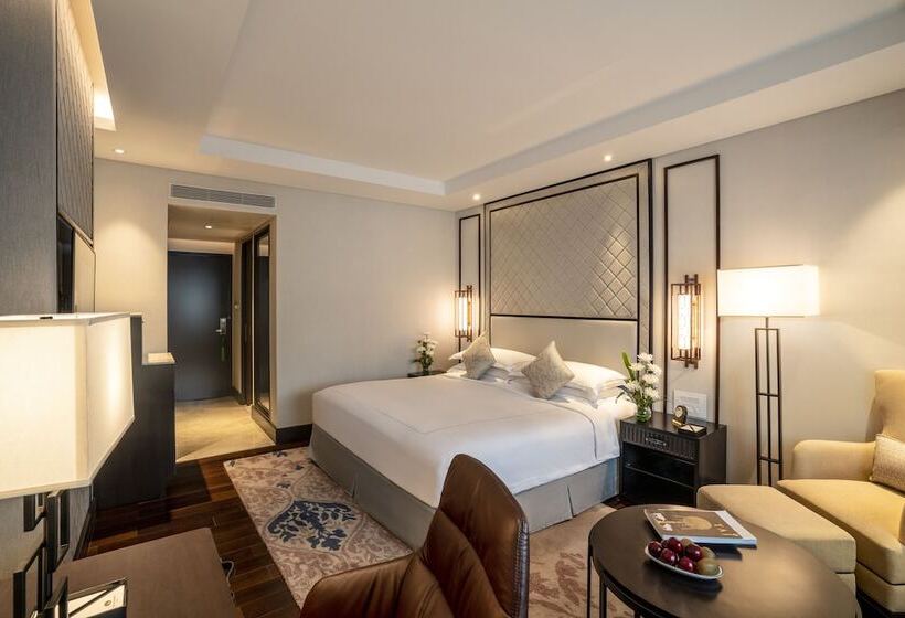 俱乐部房间, Taj Coromandel