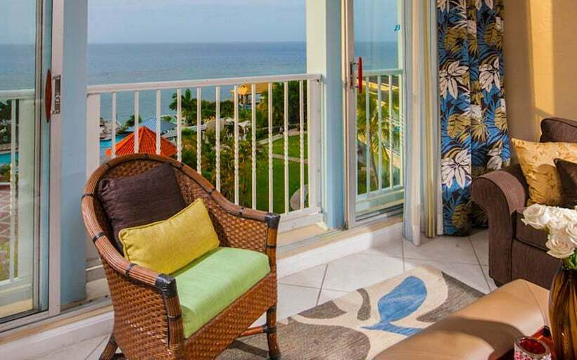 Deluxe Suite Sea View, Beaches Ocho Rios - All Inclusive