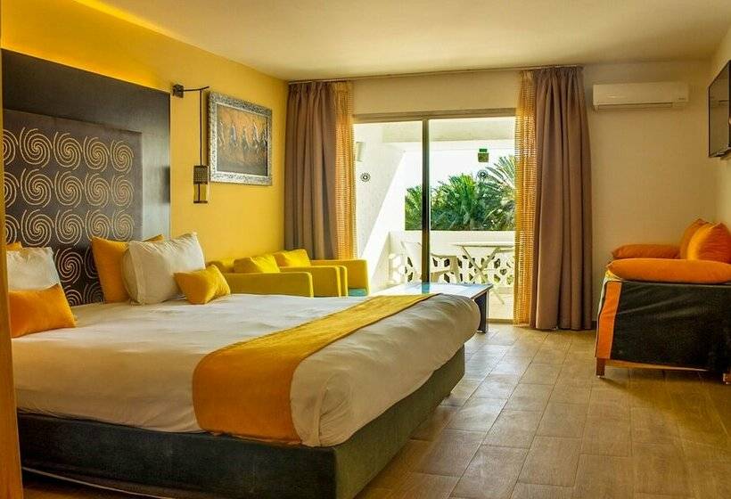 Номер Стандарт, Hamilton Agadir