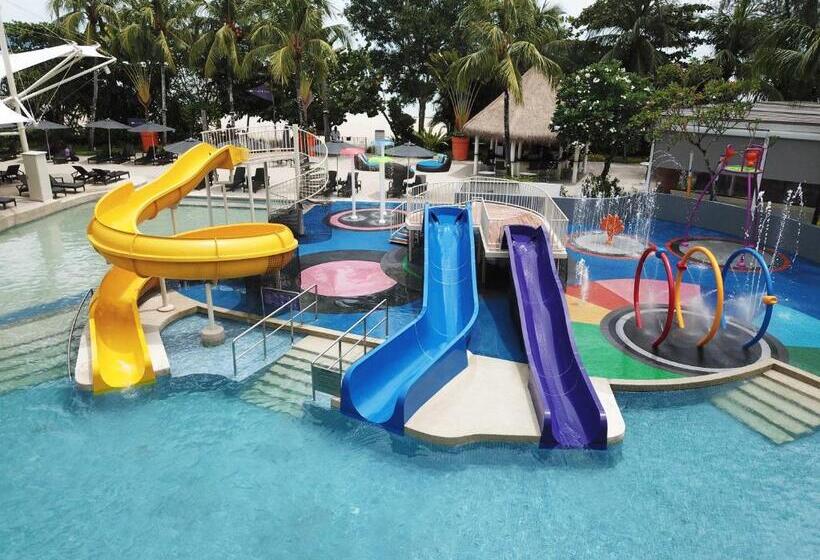 プールの見えるデラックスルーム, Hard Rock Hotel Penang
