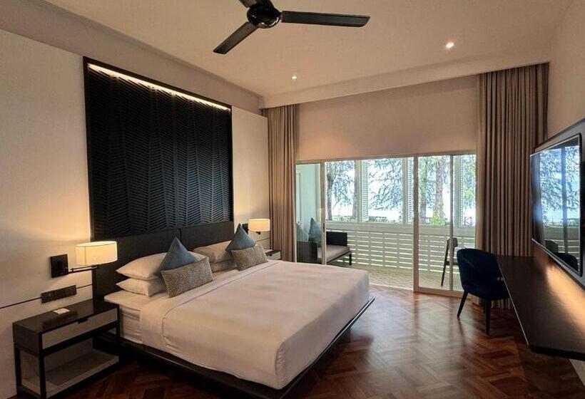 Люкс Премиум, Lone Pine, Penang, A Tribute Portfolio Resort