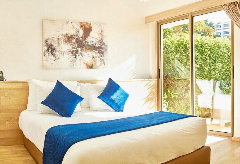 Номер Стандарт Вид на Бассейн, Mabrouk Hotel And Suites  Adult Only