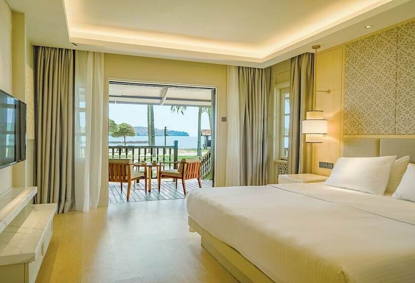 Номер Стандартный с Видом, Pelangi Beach Resort & Spa, Langkawi