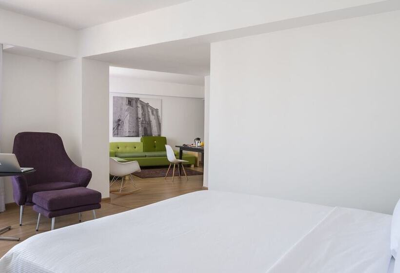 سوییت جونیور, Fiesta Inn Queretaro