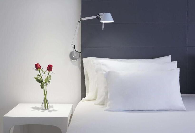 Полулюкс, NH Collection Mexico City Reforma