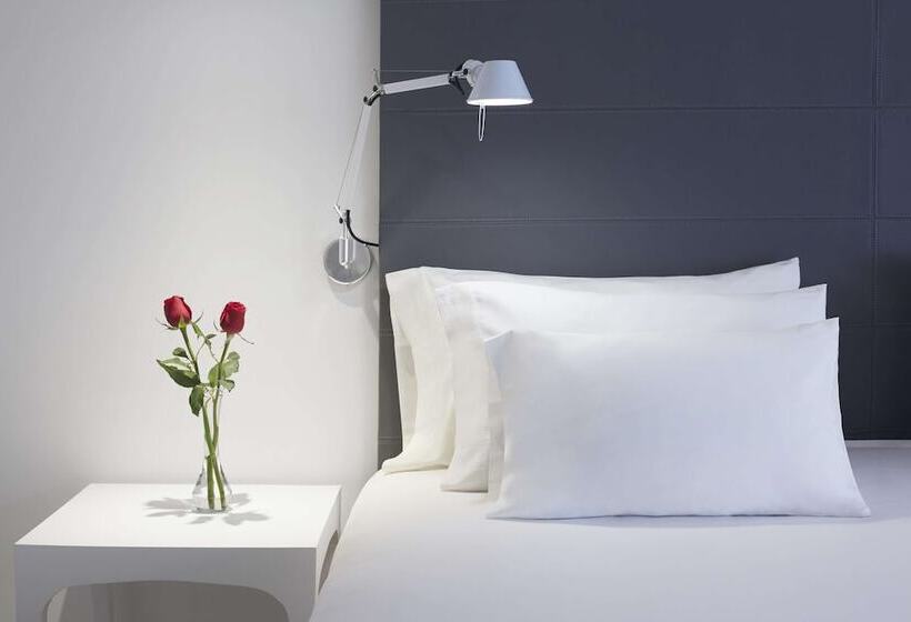 Полулюкс, NH Collection Mexico City Reforma