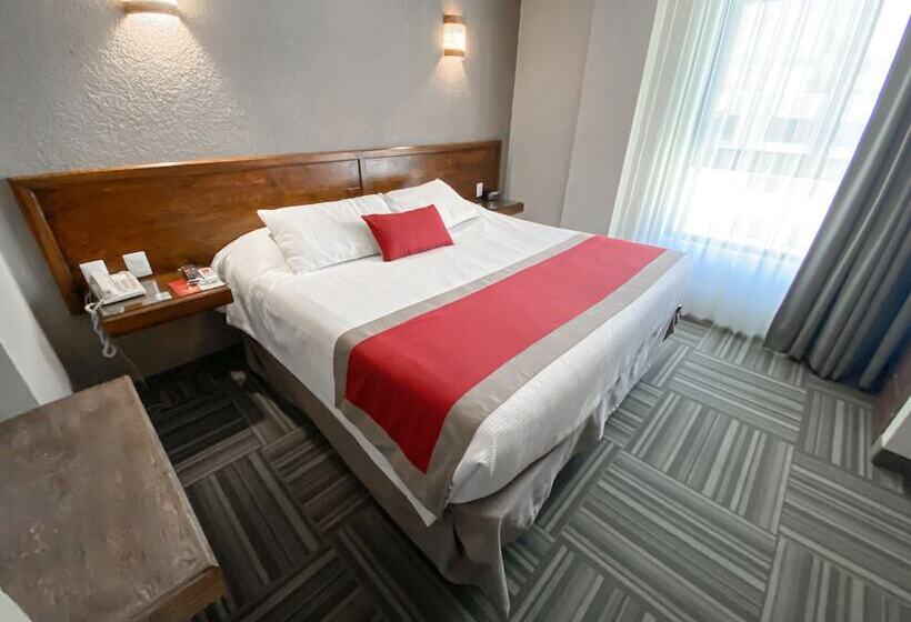 اتاق استاندارد با تخت دوبل, Ramada Plaza By Wyndham Leon