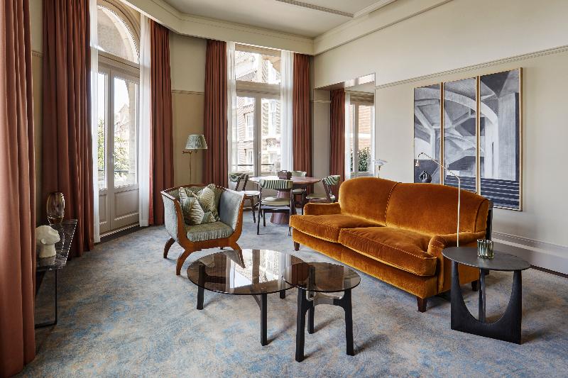 سوییت پرستیژ, De L’europe Amsterdam – The Leading Hotels Of The World