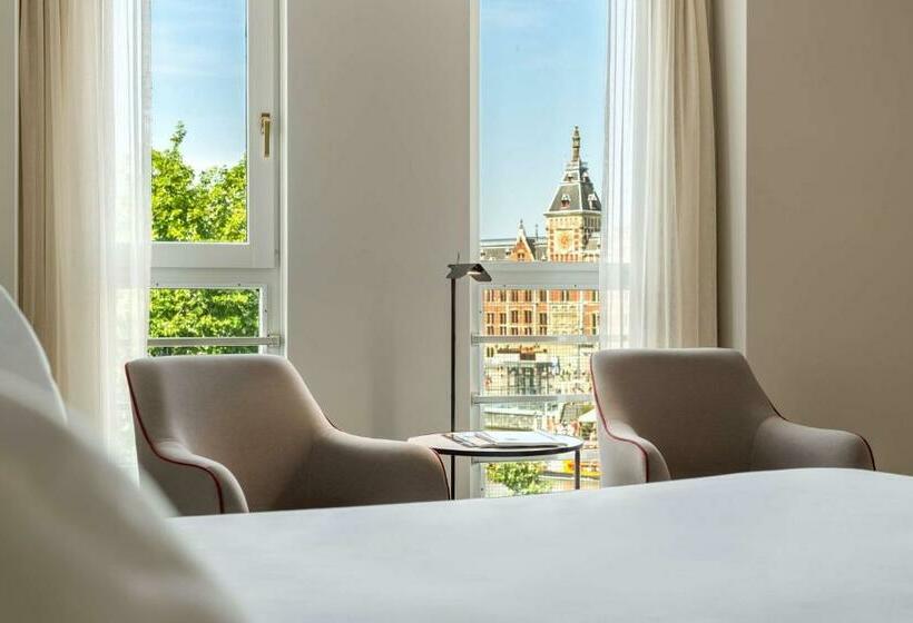 اتاق سوپریور با چشم‌انداز, NH Collection Amsterdam Barbizon Palace