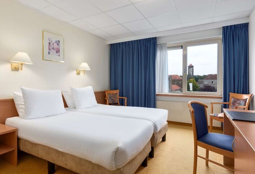 Номер Стандарт, NH Eindhoven Conference Centre Koningshof