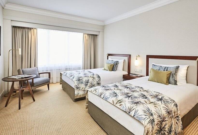 Executive Room, Okura Amsterdam – The Leading Hotels Of The World