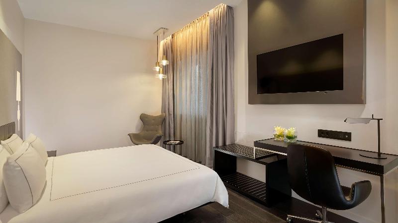 اتاق سوپریور با تخت بزرگ, Park Plaza Victoria Amsterdam