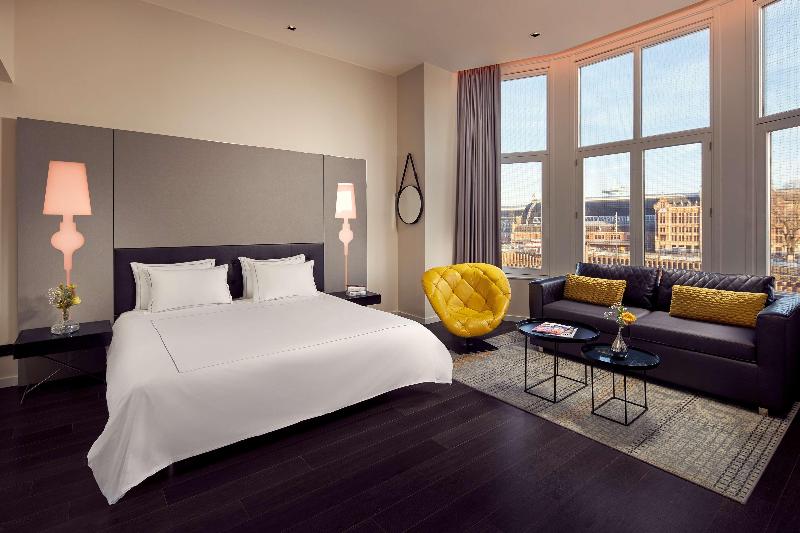 اتاق اجرایی با تخت بزرگ, Park Plaza Victoria Amsterdam