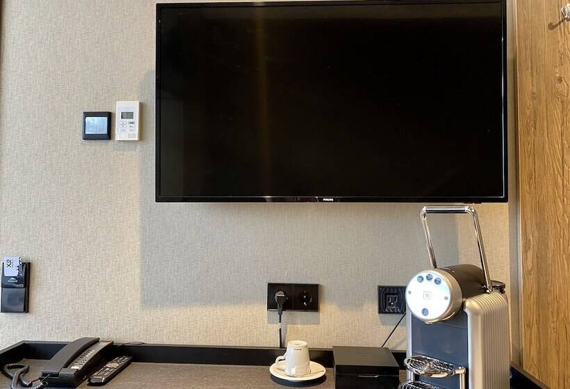 اتاق استاندارد یک نفره, Xo Hotels Infinity