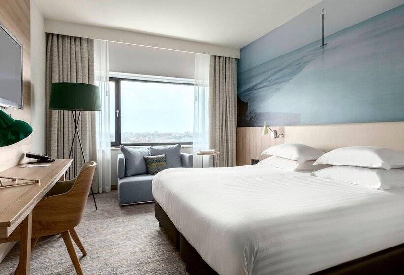 Номер Deluxe, Marriott Hotel The Hague