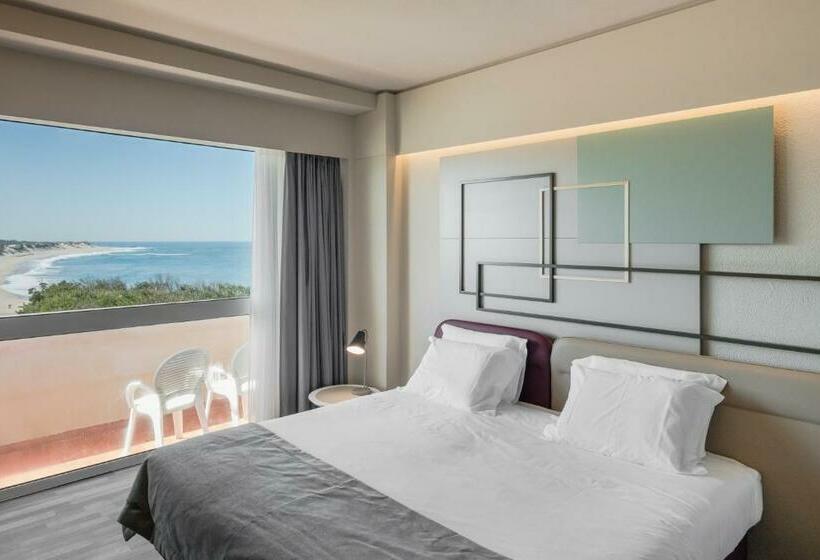 Семейный Номер, Axis Ofir Beach Resort