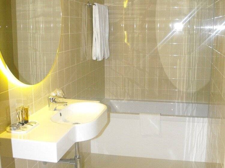 Family Suite, Axis Vermar Conference & Beach