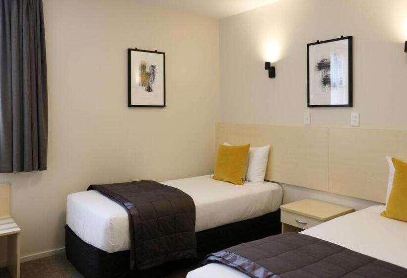 Апартаменты Deluxe 2 Спальни, The Victoria Hotel Dunedin