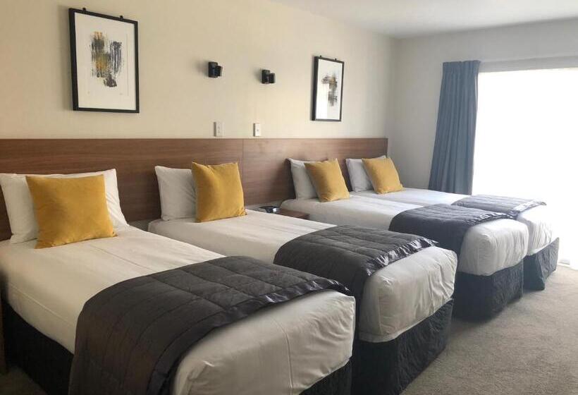 Номер Deluxe Кровать Кинг, The Victoria Hotel Dunedin