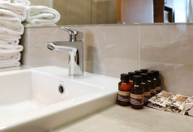 Апартаменты Superior 2 Спальни, The Victoria Hotel Dunedin