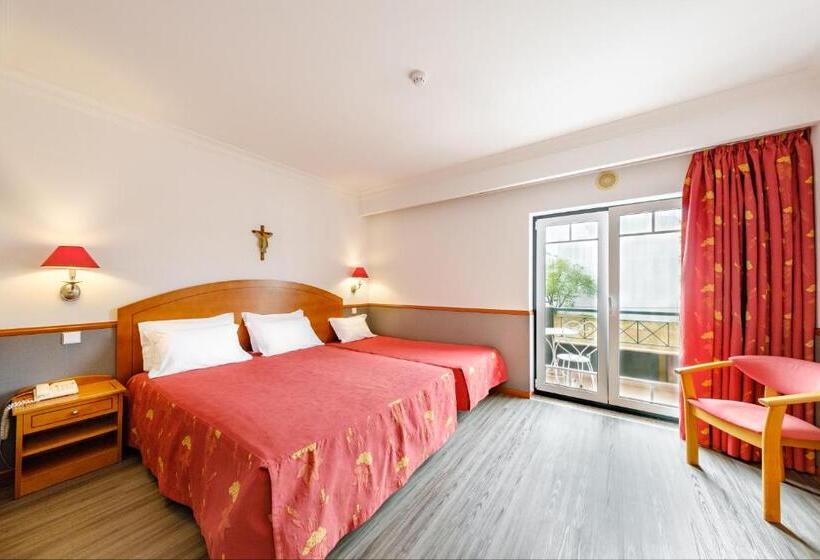 Номер Стандарт Трехместный, Santo Amaro   Sa Hotels