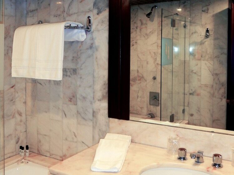 اتاق استاندارد با چشم‌انداز دریا, Pestana Bahia Praia Nature & Beach Resort