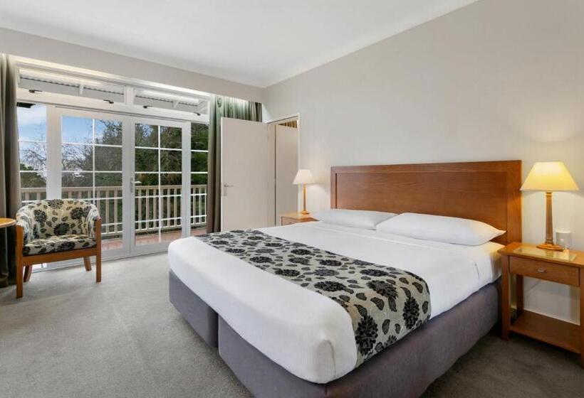 سوئیت با وان آب گرم, Wairakei Resort Taupo