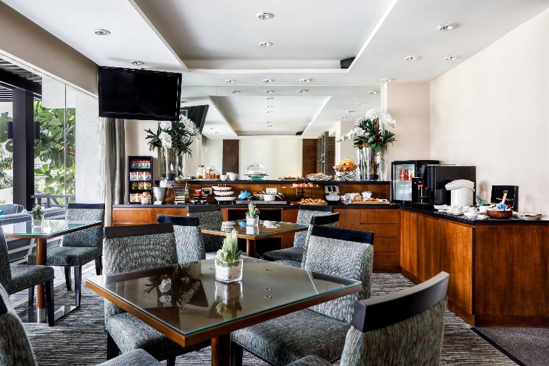 اتاق کلاب, Copthorne King S Hotel Singapore