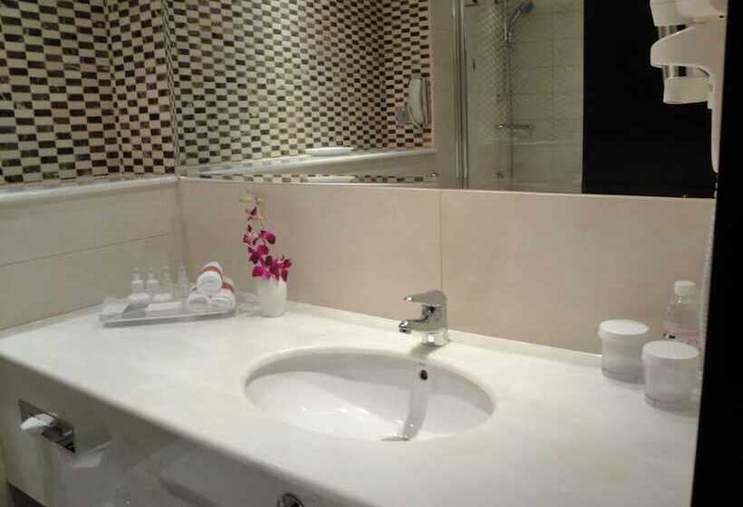Номер Клуб, Crowne Plaza Jeddah, An Ihg