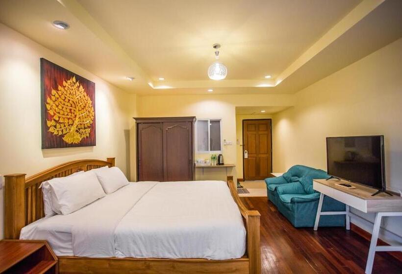 اتاق لوکس, Prince Hotel Chiang Mai