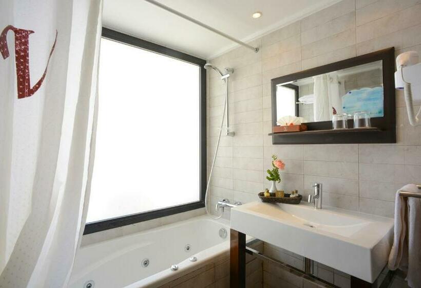 Triple Room Sea View, Nozha Beach Resort & Spa