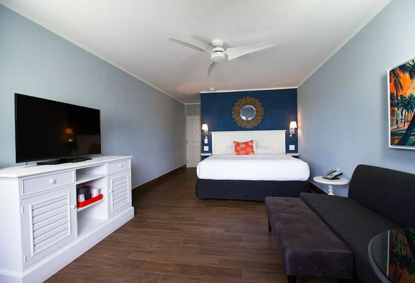 Standard Room Double Bed City View, Banana Bay Resort & Marina