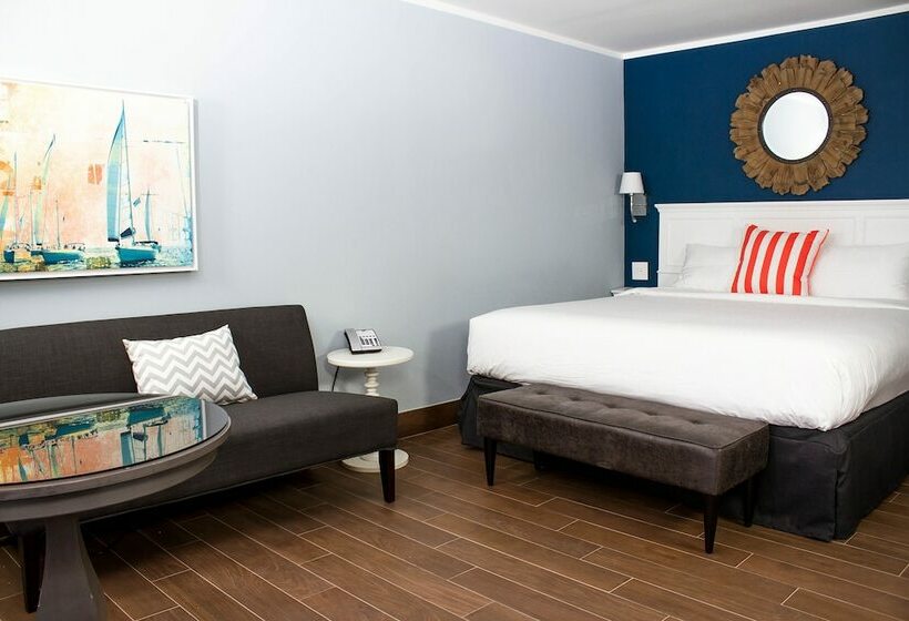 اتاق استاندارد با تخت دوبل و چشم‌انداز, Banana Bay Resort & Marina