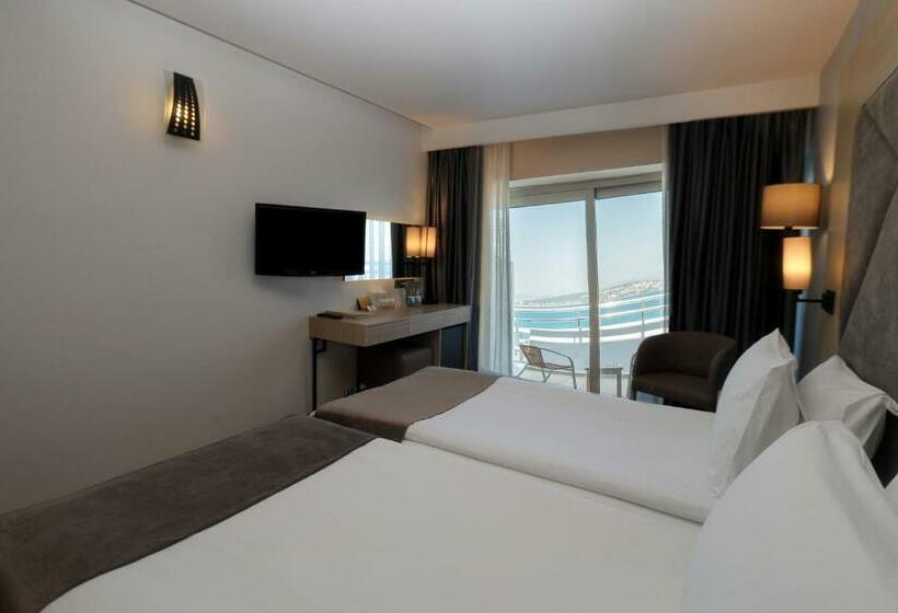 اتاق سوپریور با چشم‌انداز دریا, Altin Yunus Hotel & Spa çeşme