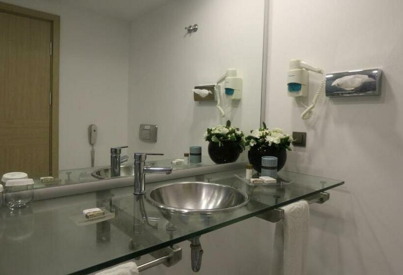 اتاق لوکس با چشم‌انداز دریا, Altin Yunus Hotel & Spa çeşme
