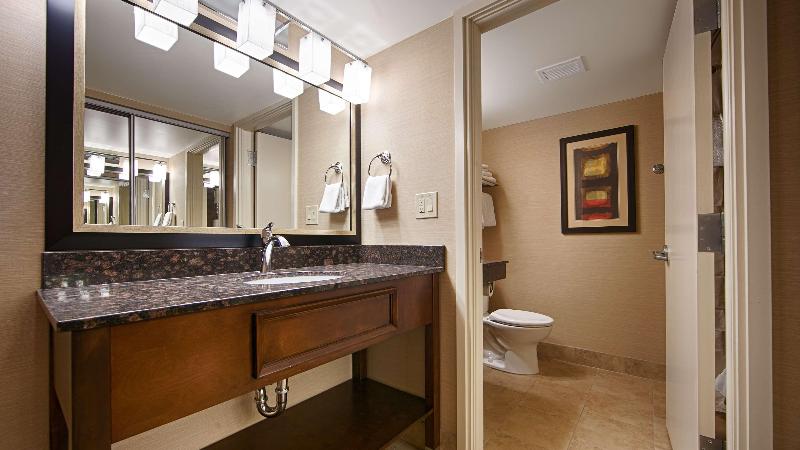 Номер Стандарт, Best Western Cottontree Inn