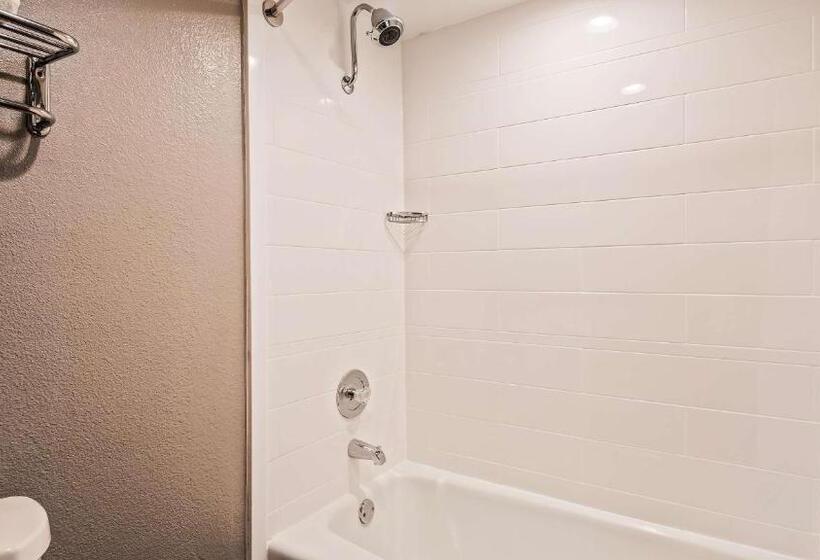 اتاق استاندارد با تخت بزرگ, Best Western Yacht Harbor