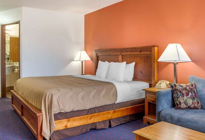 스탠다드 룸, Quality Inn & Suites