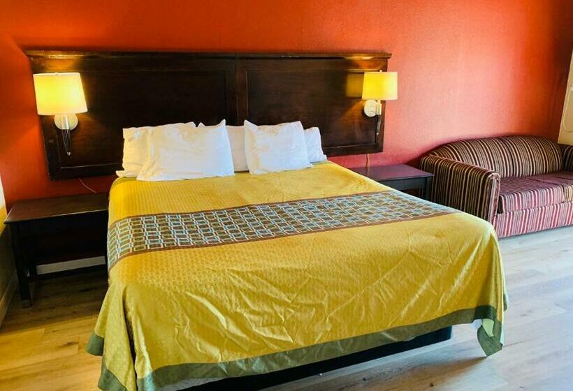 스탠다드 룸 킹사이즈 침대, Rodeway Inn Fallbrook Downtown