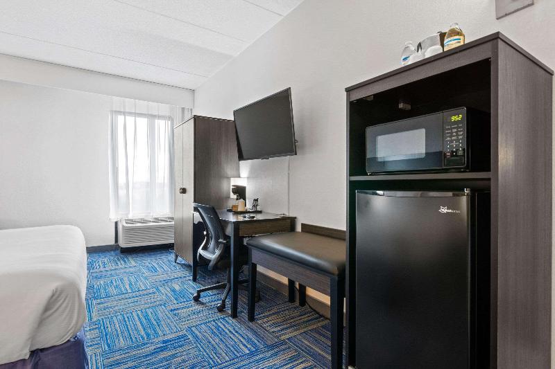 اتاق استاندارد با تخت بزرگ, Allentown Park Hotel, Ascend Hotel Collection