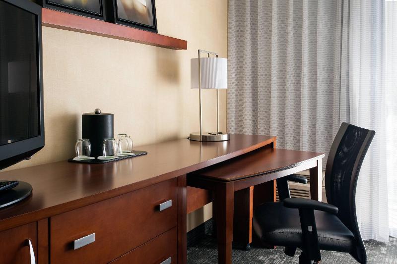 Номер Стандарт, Courtyard By Marriott Phoenix North