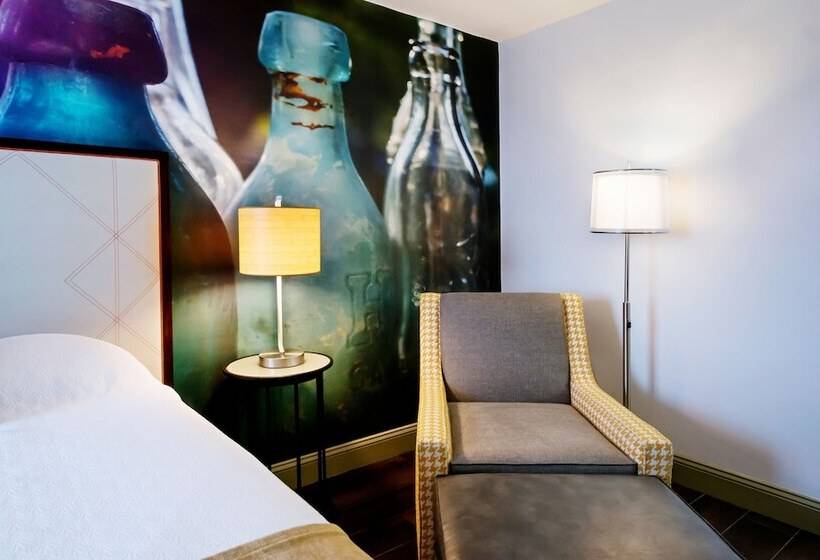 חדר פרמיום, Indigo Savannah Historic District, An Ihg