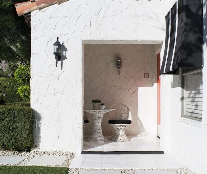 Standard-bungalow, Avalon Hotel & Bungalows Palm Springs, A Member Of Design Hotels