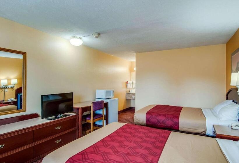 스탠다드 룸 더블 침대 2개, Econo Lodge Near Bluefield College