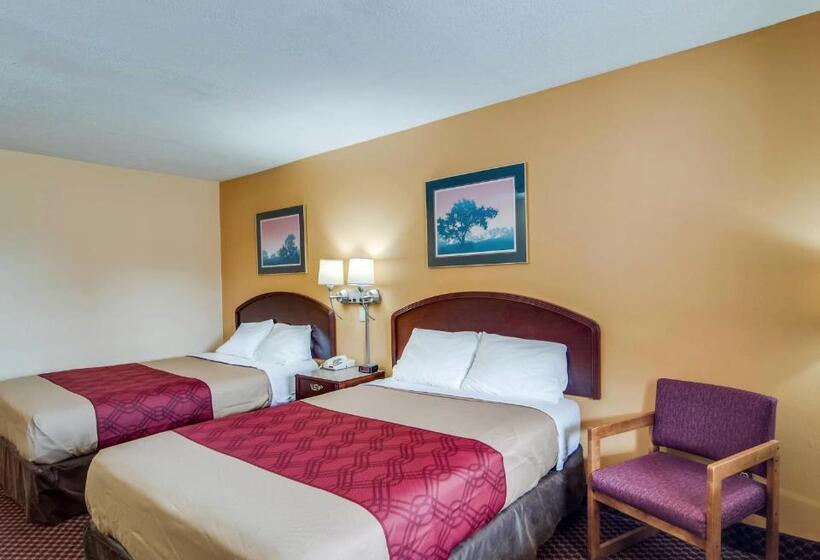 스탠다드 룸 더블 침대 2개, Econo Lodge Near Bluefield College