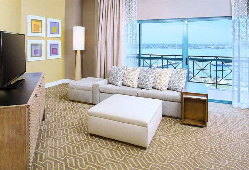 Deluxe Suite, Embassy Suites By Hilton San Diego Bay Downtown
