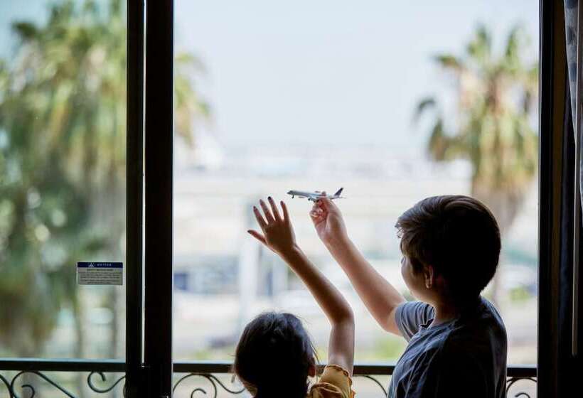سوئیت با بالکن, Embassy Suites By Hilton Los Angeles Lax South/el Segundo