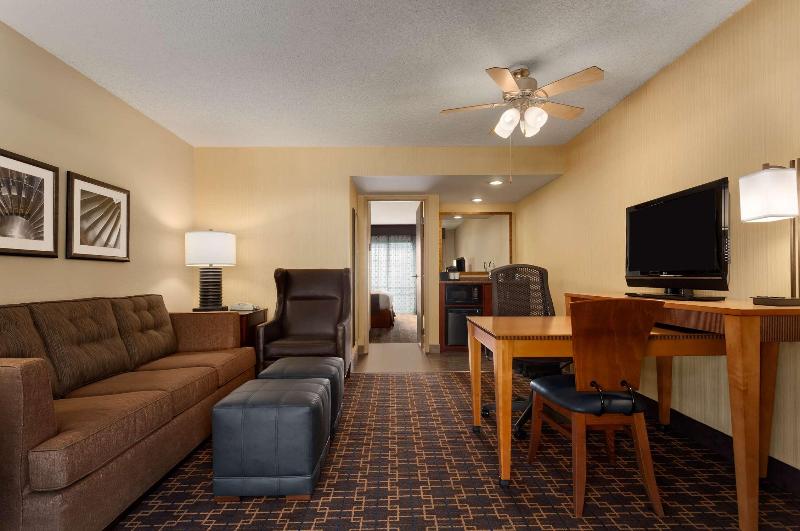 سوییت, Embassy Suites By Hilton Los Angeles Lax South/el Segundo